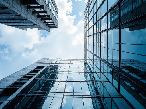 现代化建筑群鸟瞰图，高楼林立，蓝天白云，城市天际线，展现未来发展蓝图